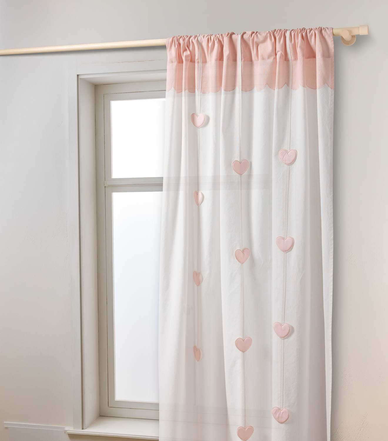 Voile-Vorhang MEIN HERZ mit Tunnelzug und Girlande lichtdurchlässig Kinderzimmer hell