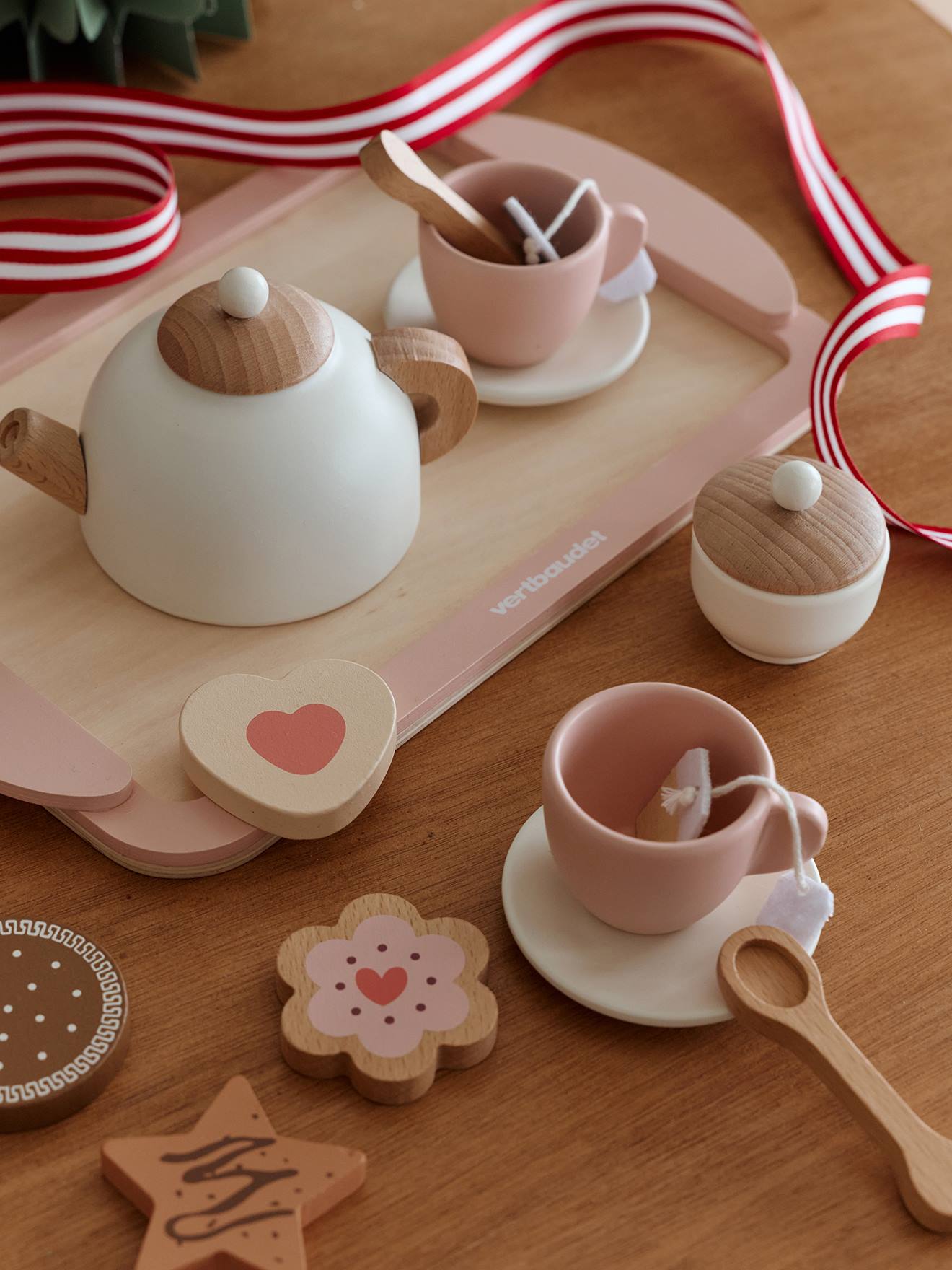 Kinder Teeservice aus Holz FSC®