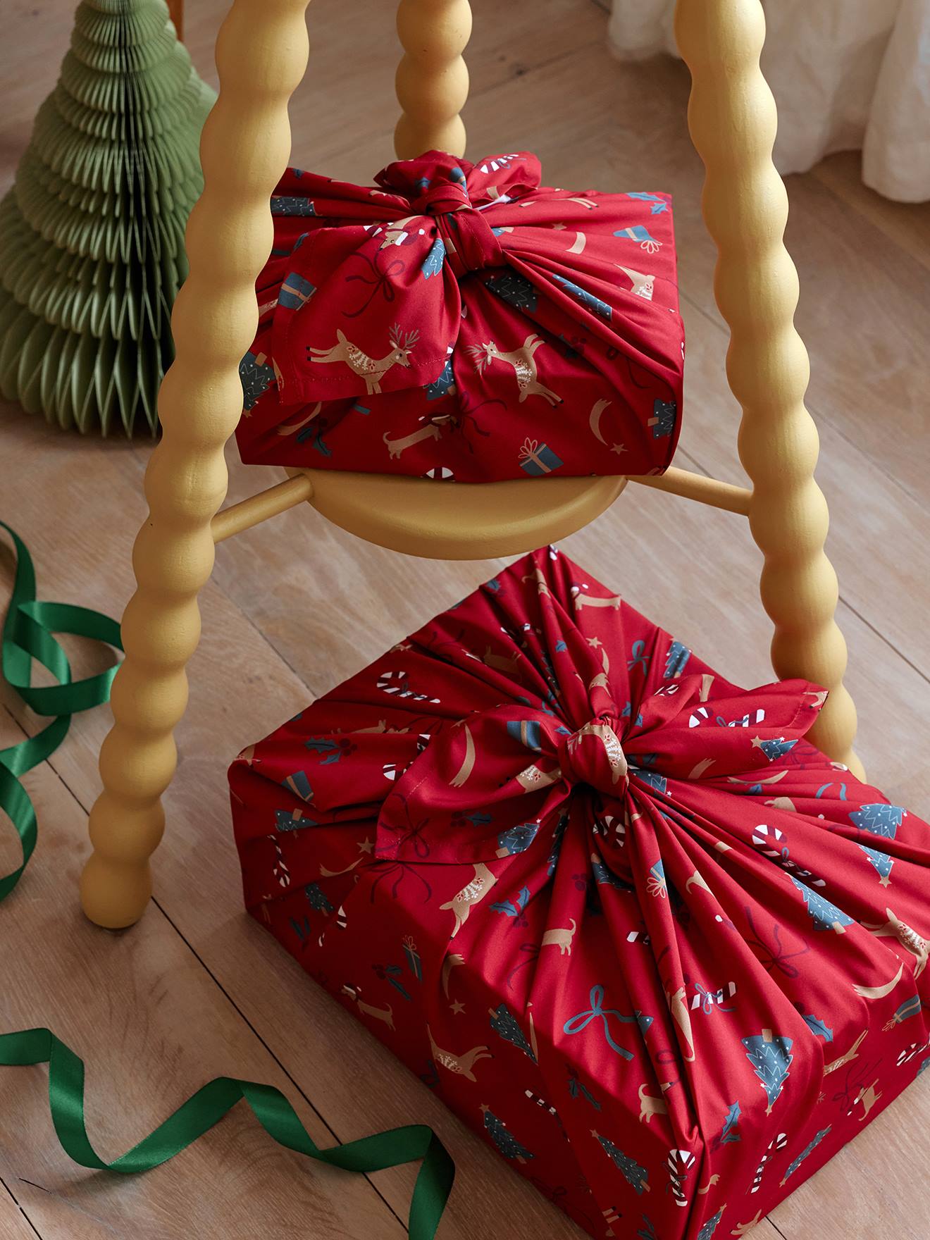 2er-Set Furoshiki-Geschenktücher mit Weihnachtsmotiv