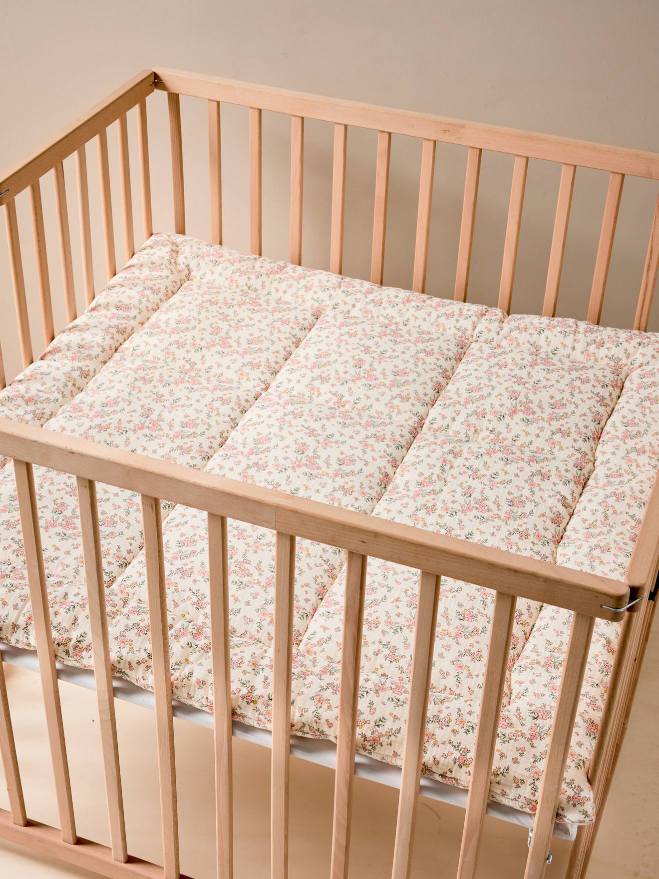 Spieldecke/Laufstalleinlage aus Musselin Baby FLEURS
