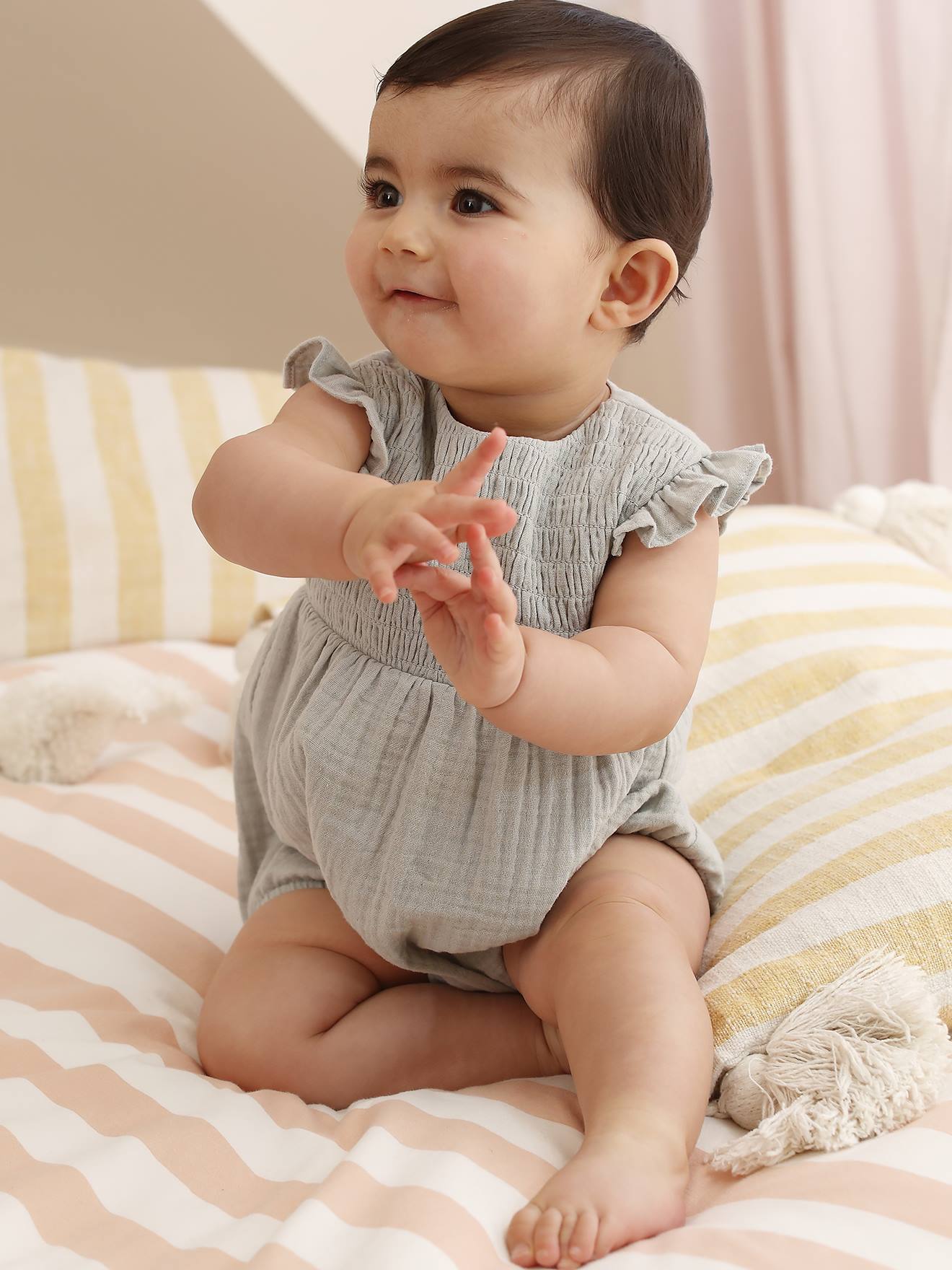 Kurzoverall aus Musselin Mädchen Baby salbei