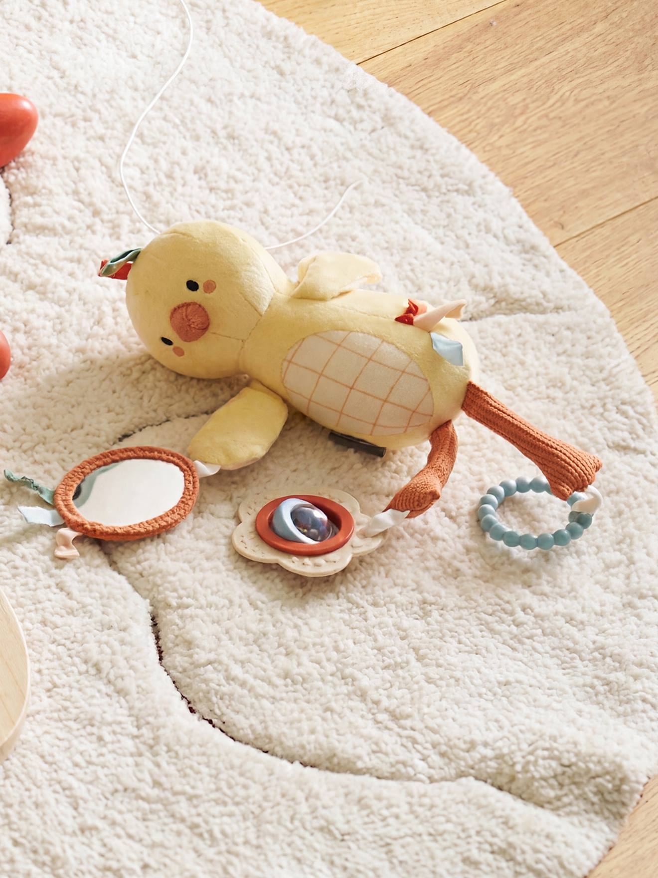 Baby Activity-Küken zum Aufhängen Capsule OSTERN
