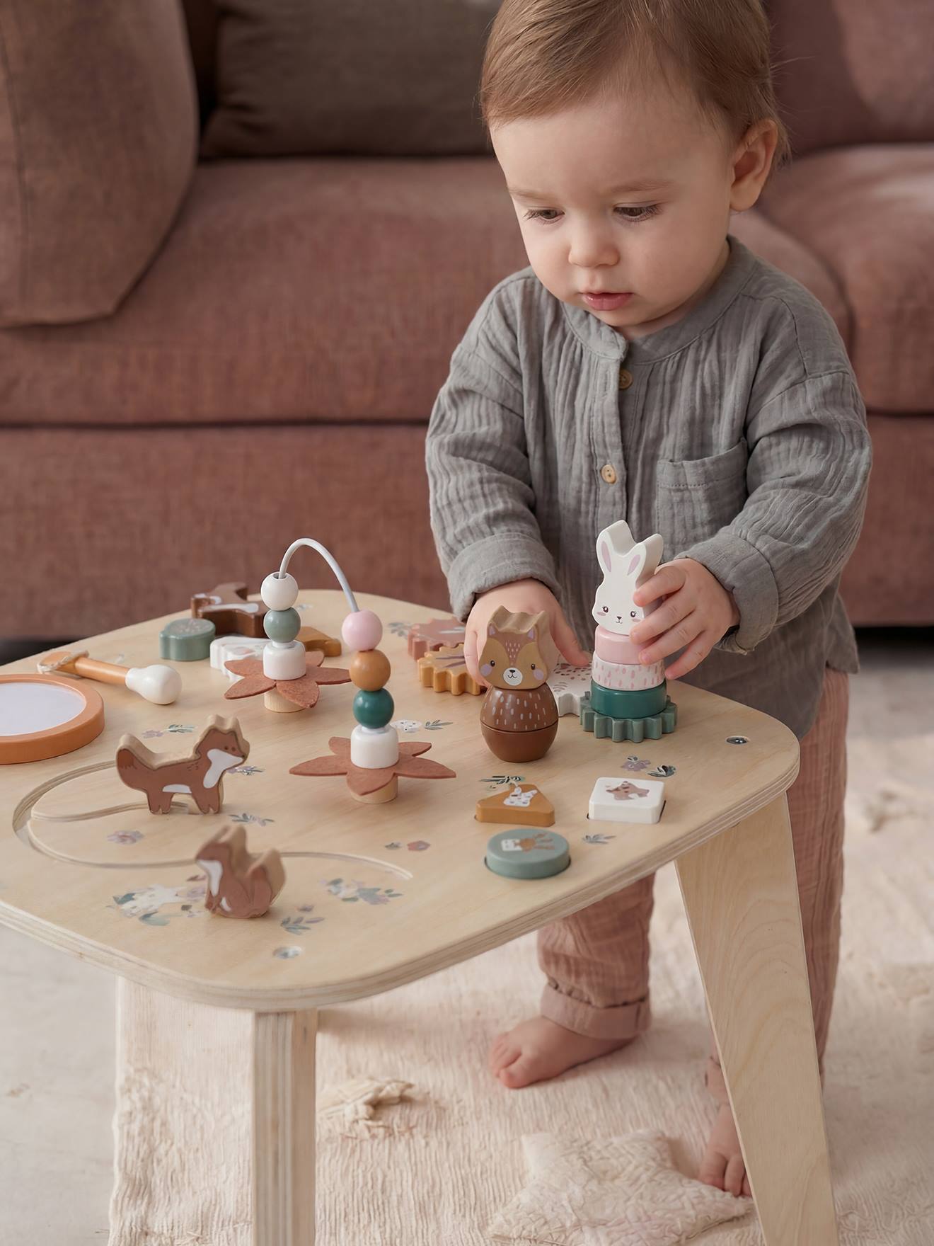 Spieltisch Baby Holz FSC® mit Tieren