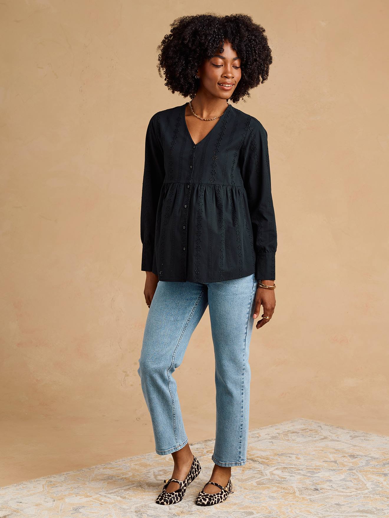 Bluse für Schwangerschaft & Stillzeit mit Lochstickerei ENVIE DE FRAISE