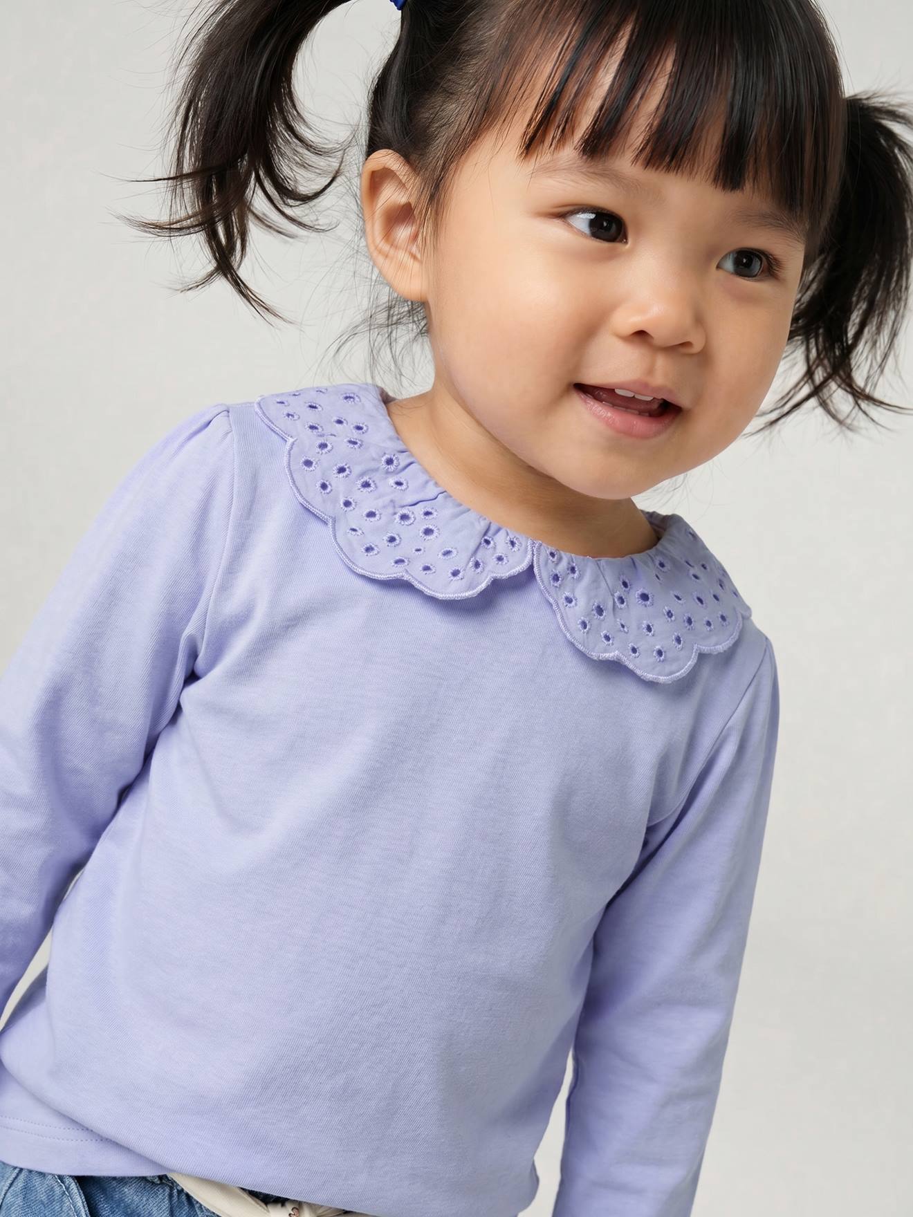 Baby Shirt Kragen mit Lochstickerei