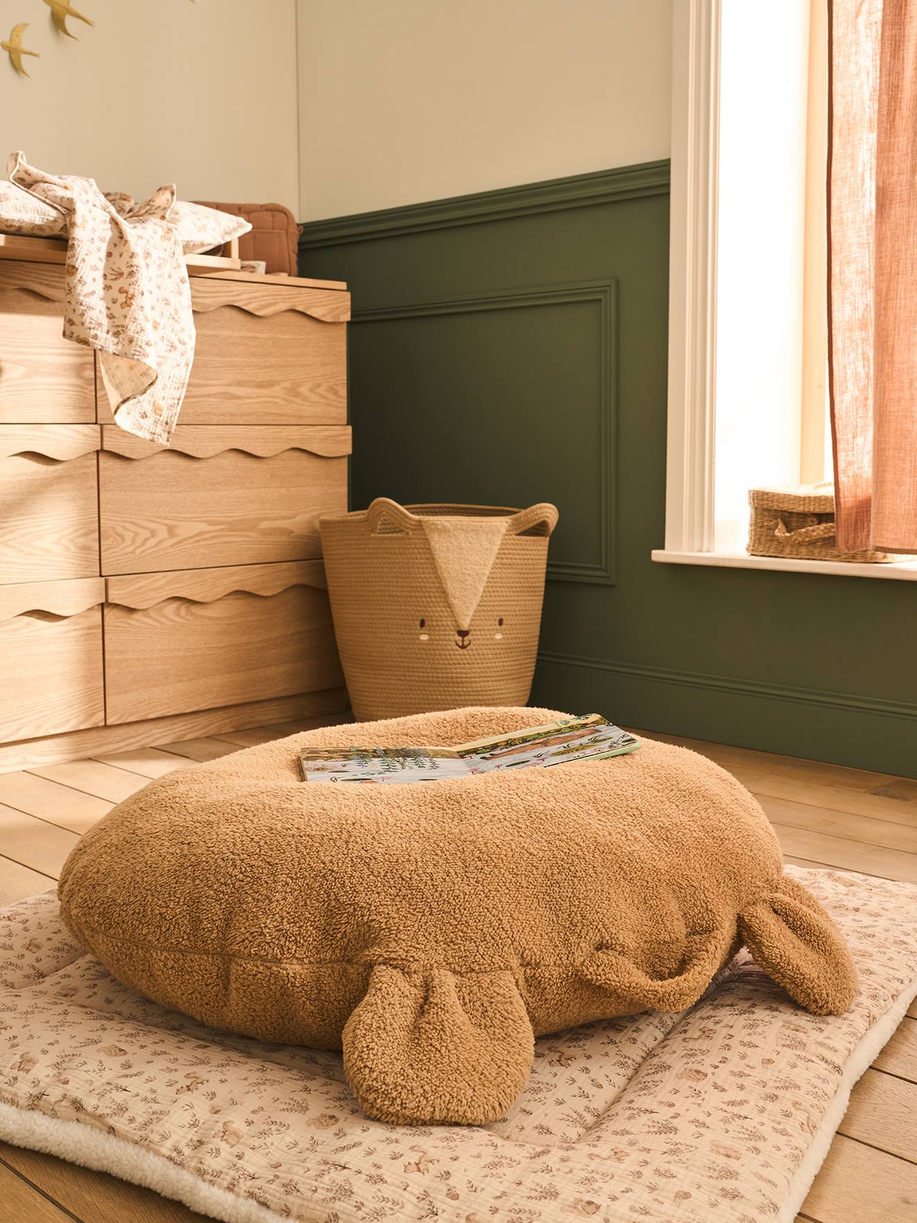 Rundes Bodenkissen BÄR mit Ohren aus Teddyfleece