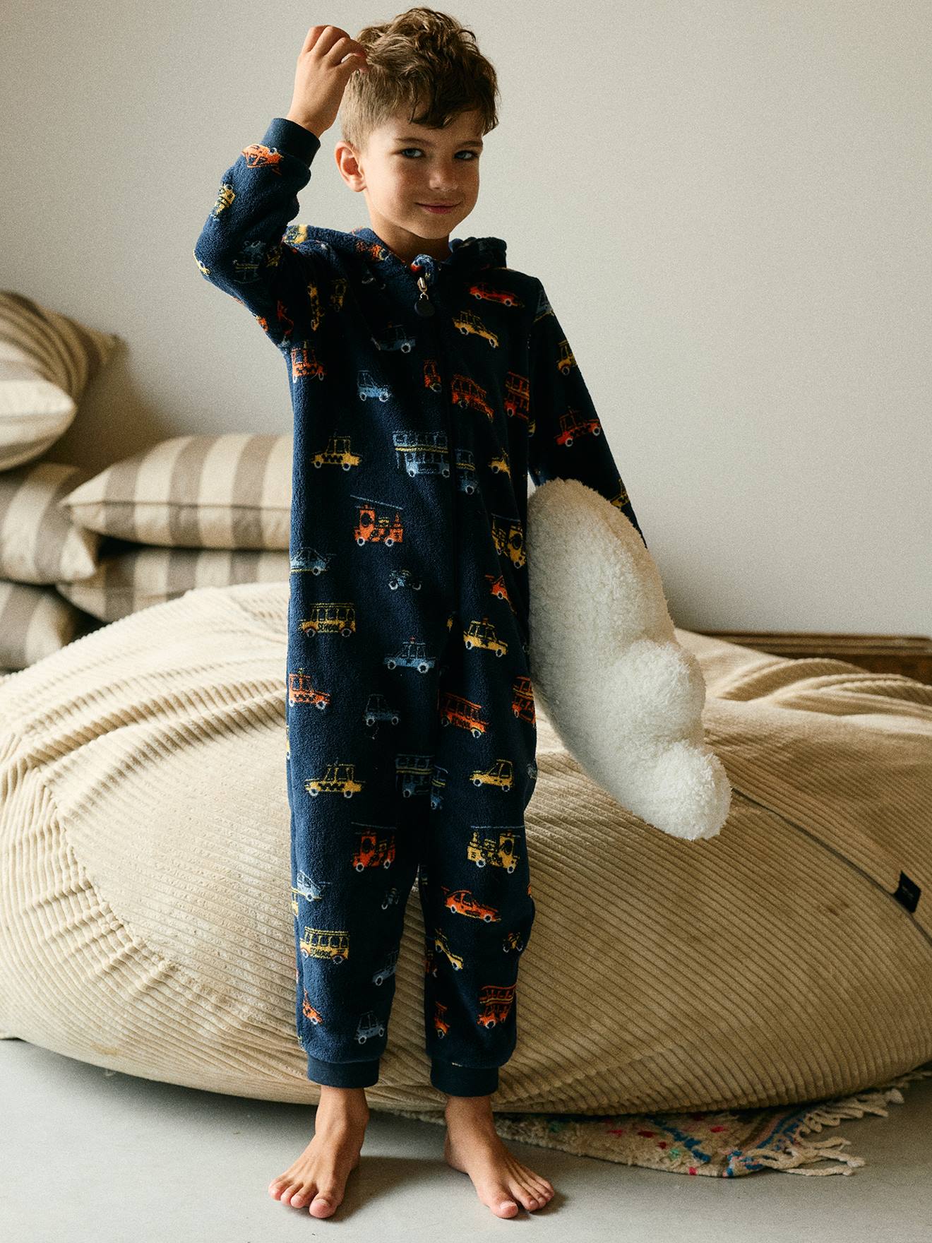 Kinder Fleece-Overall mit Fahrzeug-Motiven