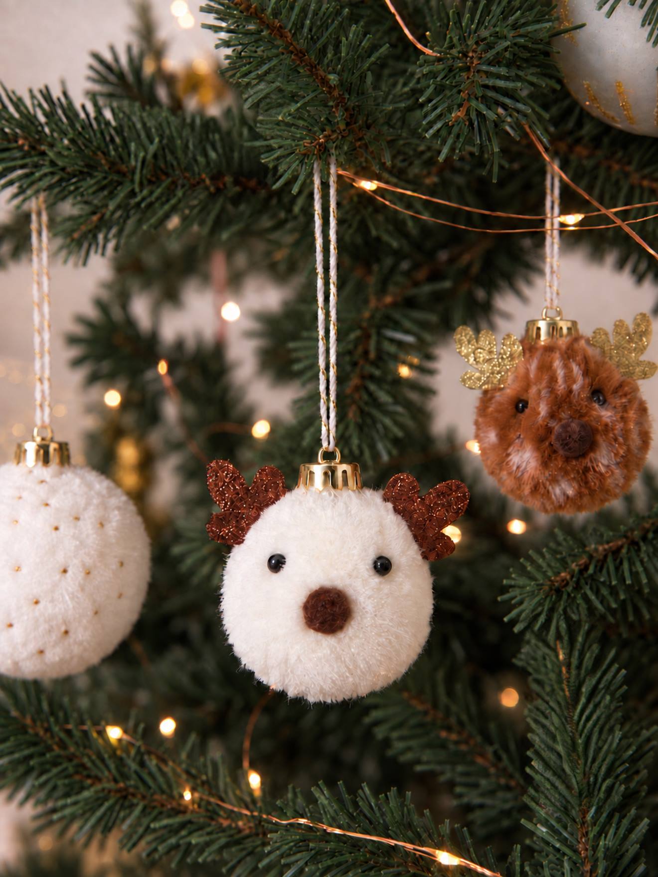 10er-Set Weihnachtsbaumkugeln aus Kunstfell