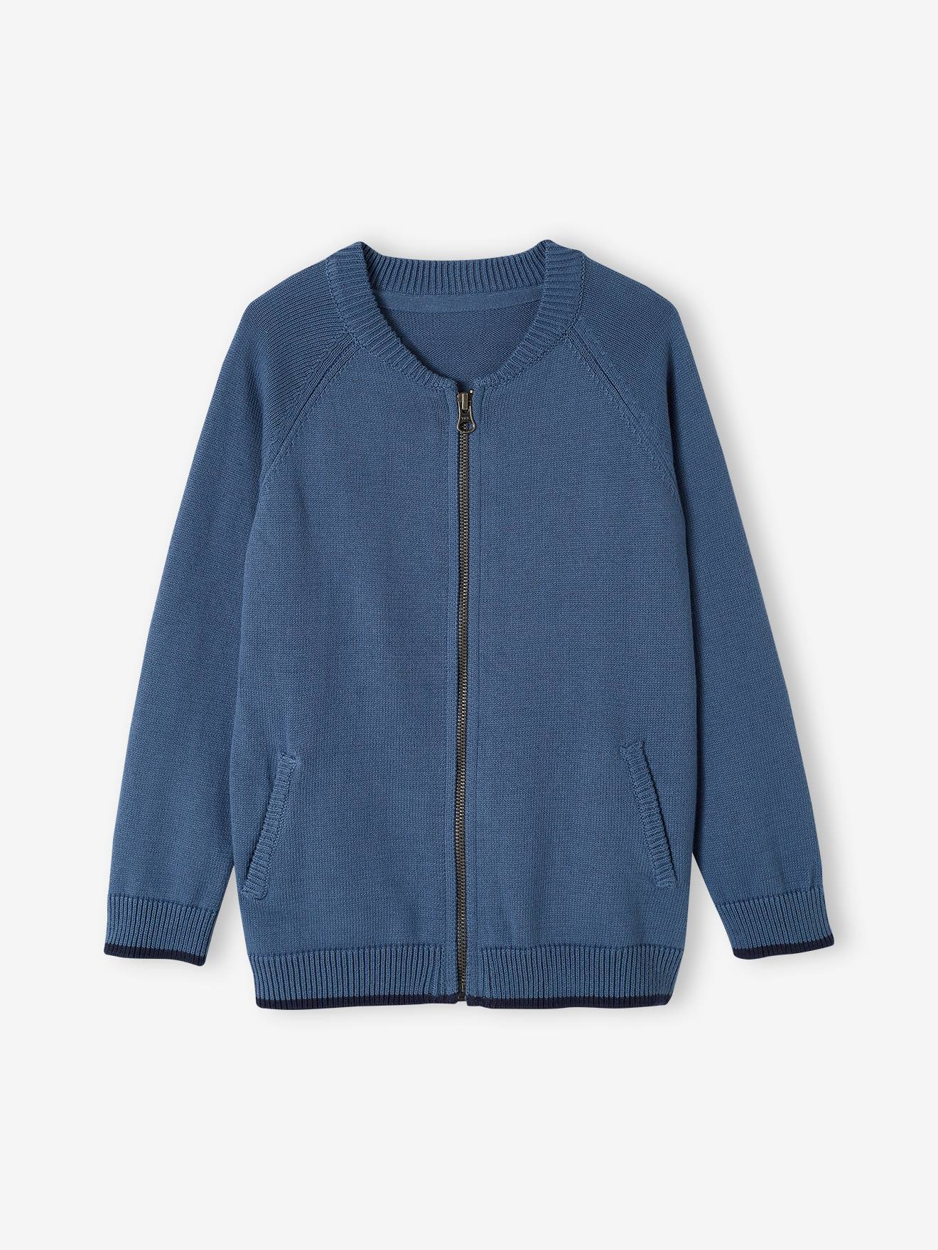 Jungen Strickjacke im College-Look