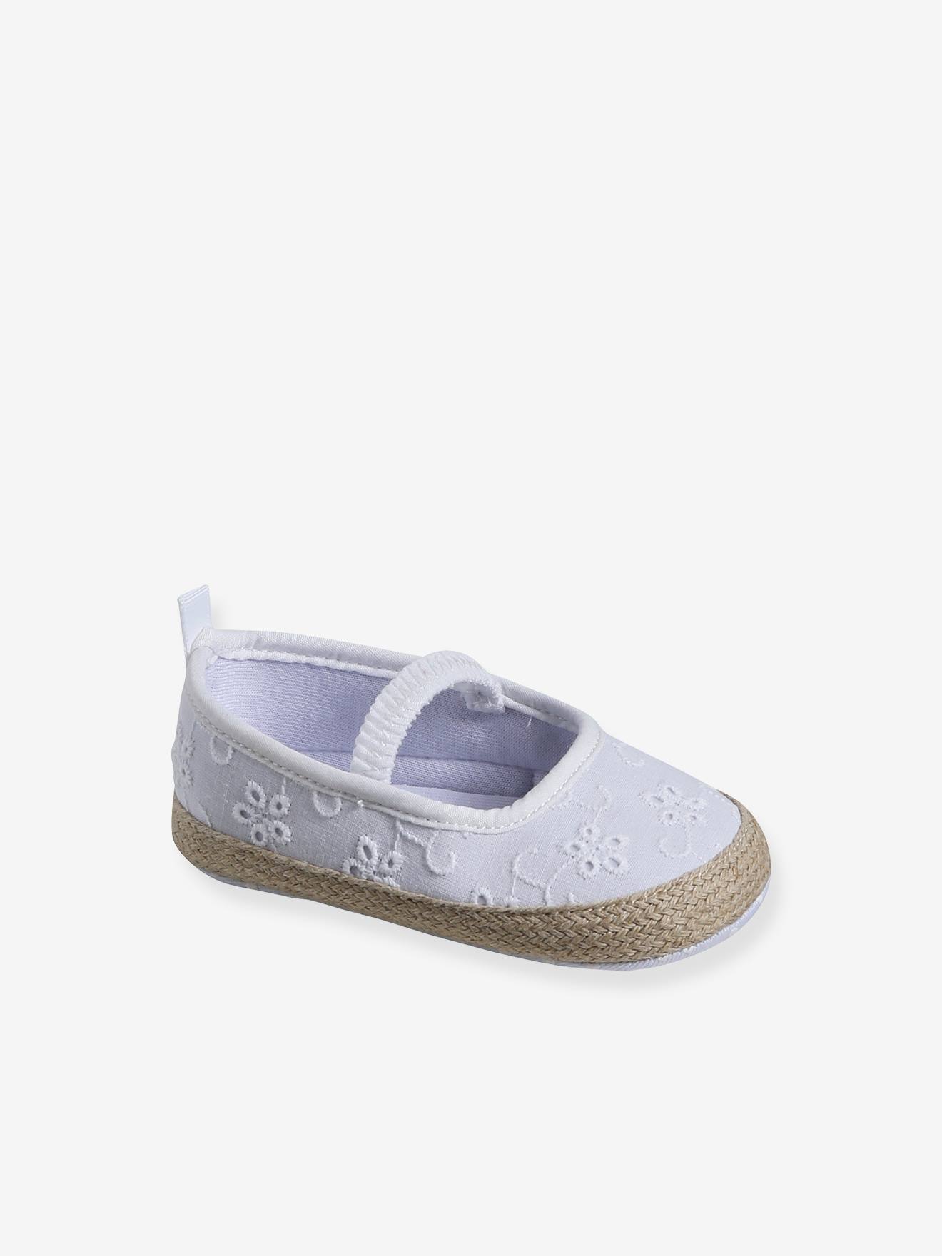 Festliche Baby Ballerinas mit Lochstickerei
