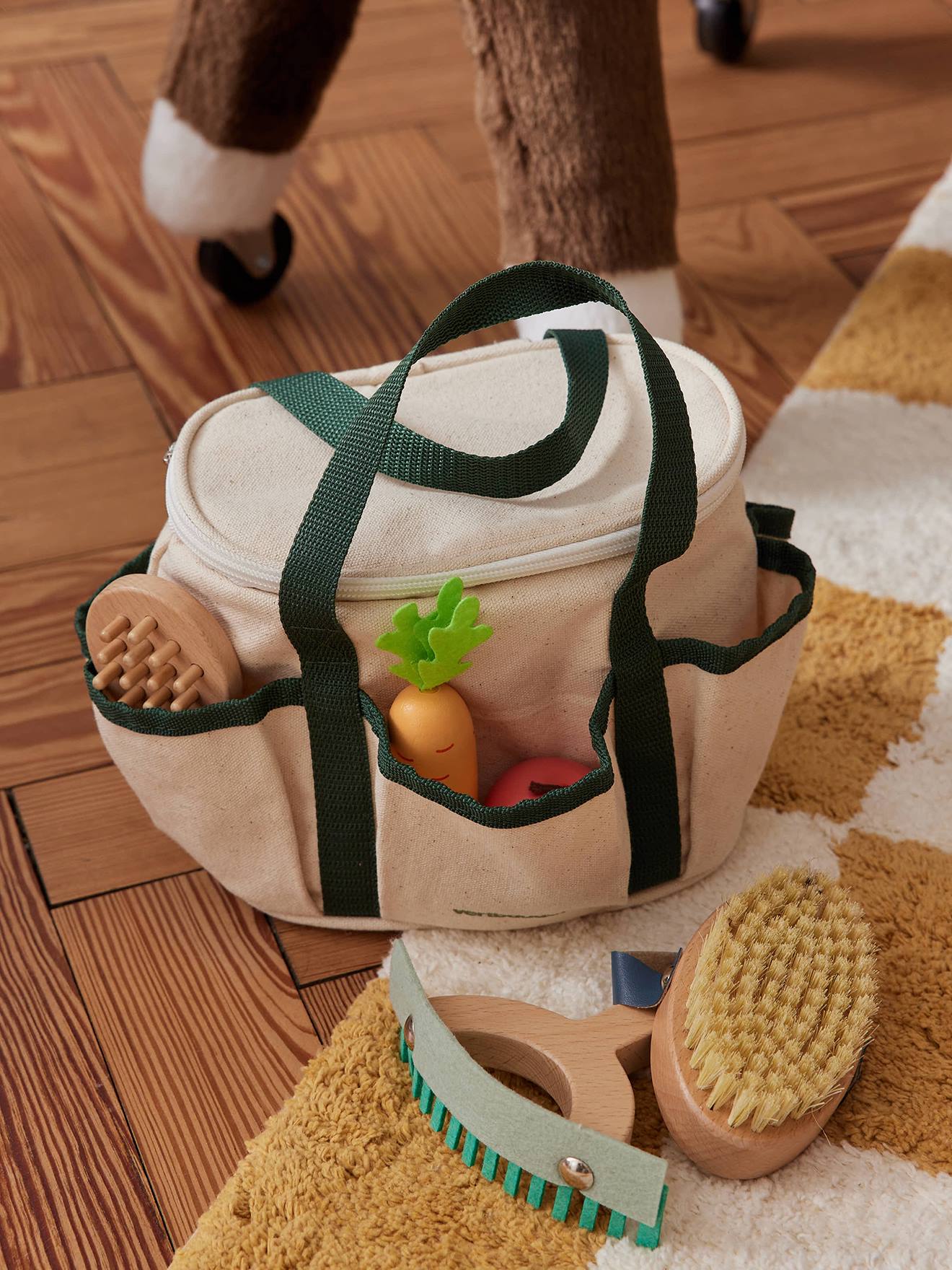 Kinder Reitstall-Ausrüstung aus Holz FSC®