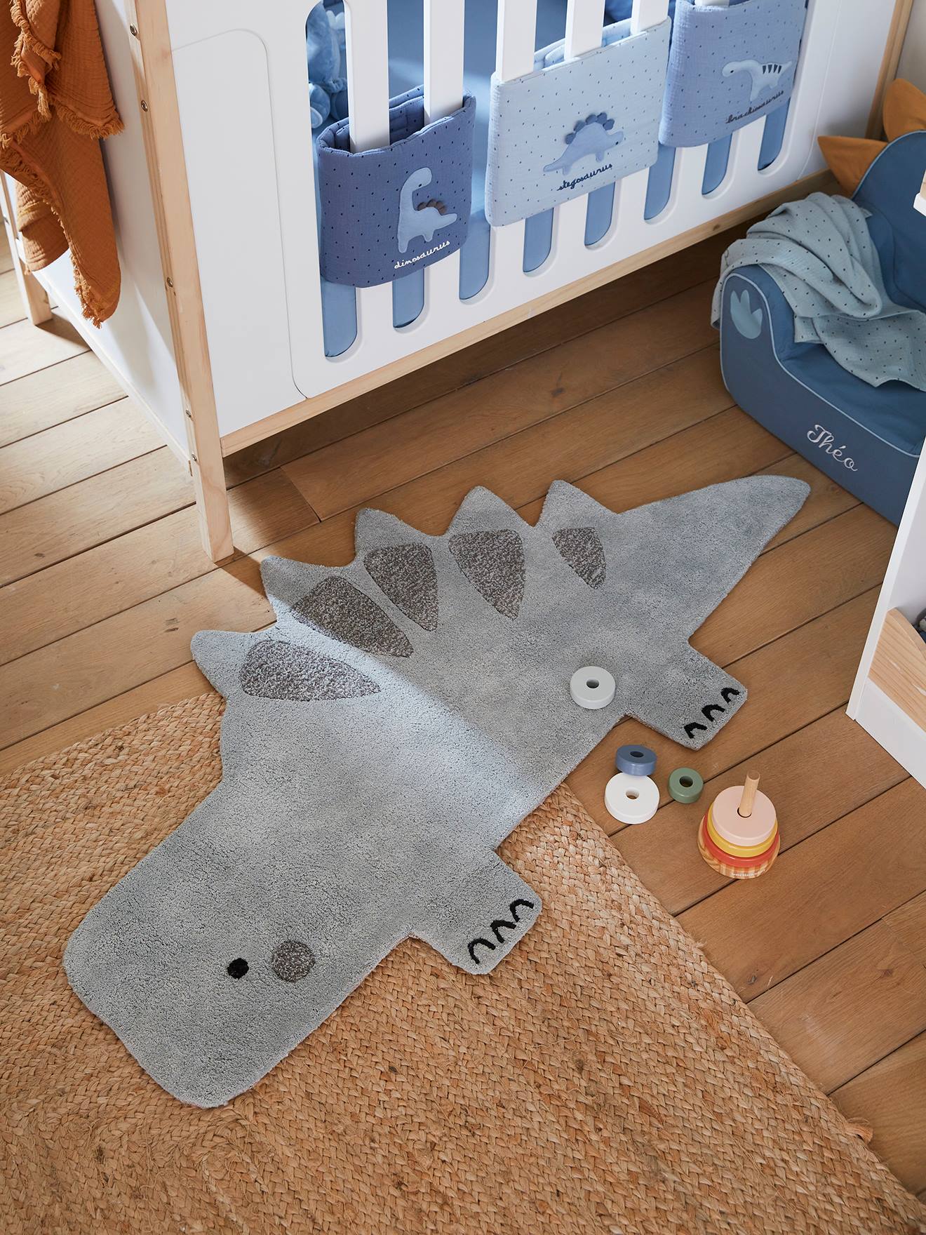 vertbaudet Kinderzimmer Teppich KLEINER DINO in graugrün