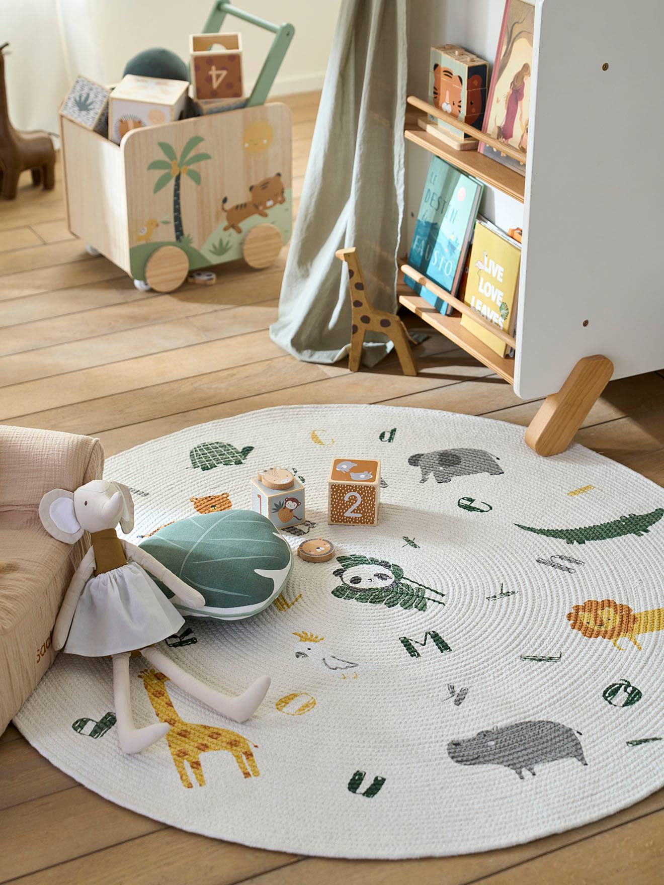 Vertbaudet Unisex Wollweiß Kinderzimmer Teppich Pandafreunde Mit Alphabet