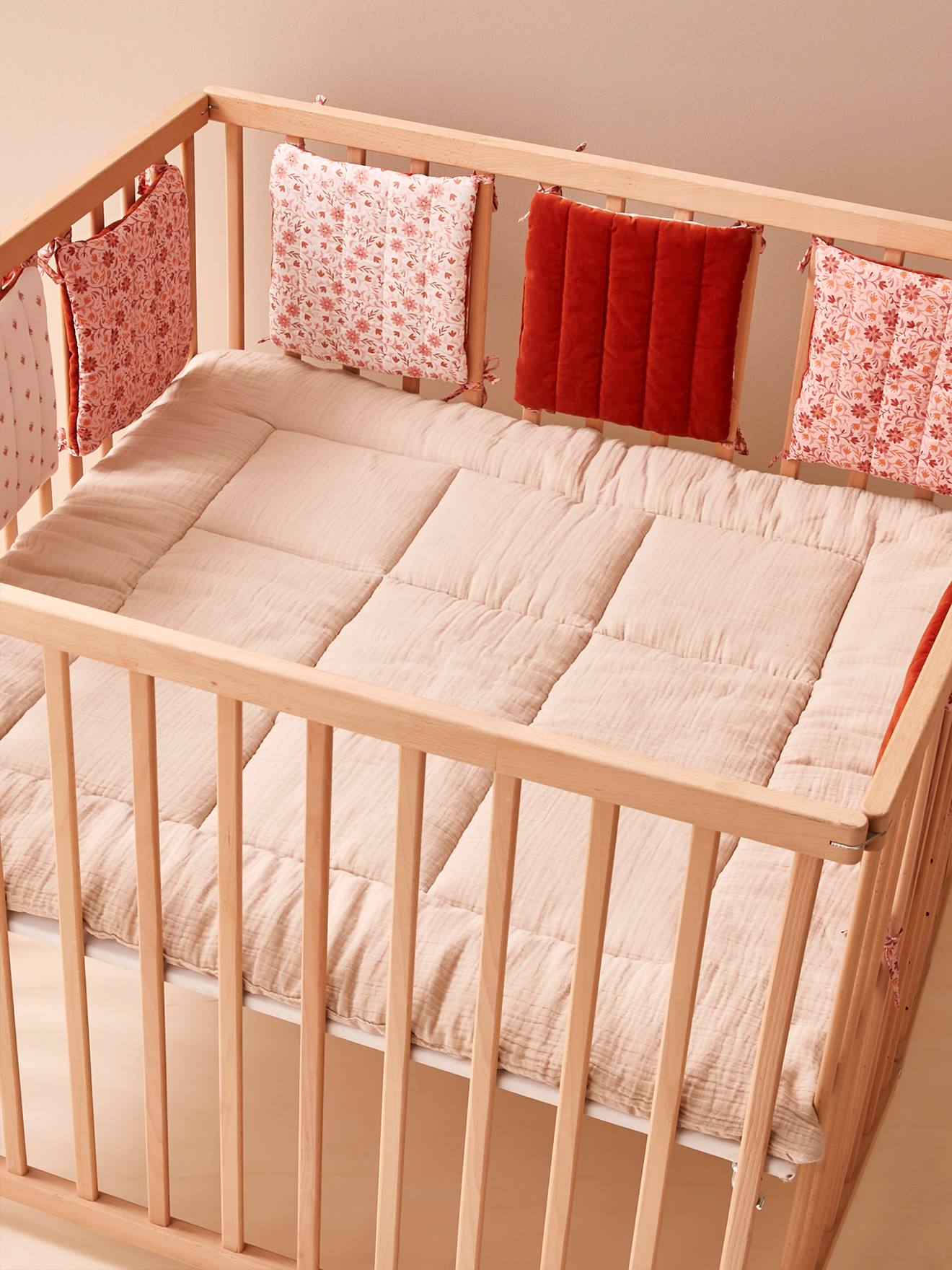 Baby Bettumrandung/Laufgitter-Polster HIPPIE VINTAGE