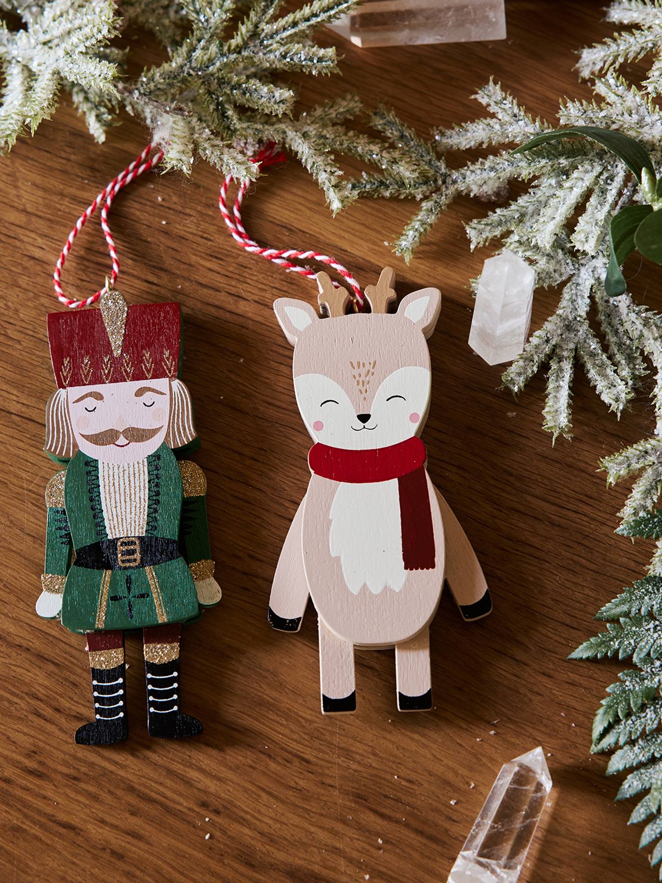 2er-Set weihnachtliche Dekofiguren aus Holz NUSSKNACKER
