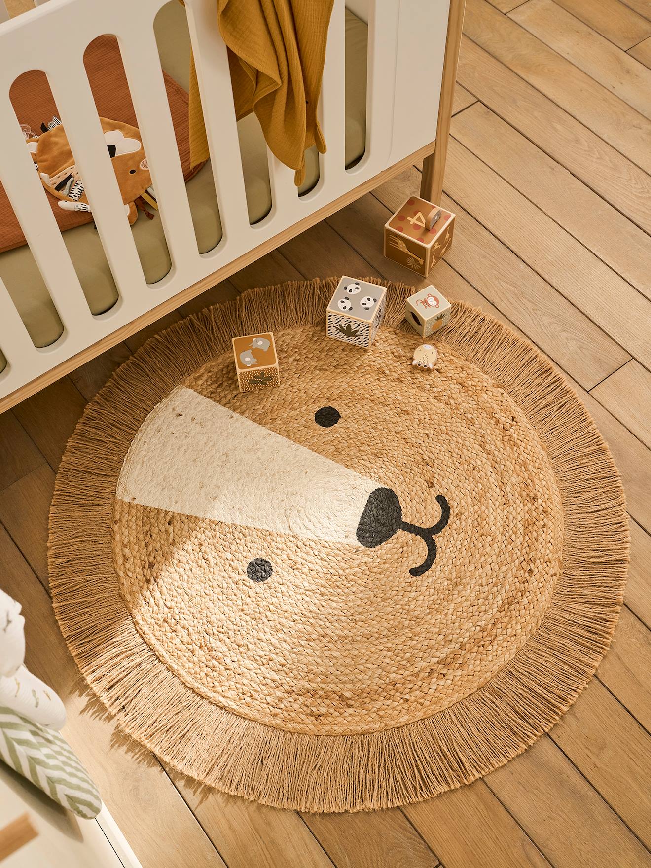 vertbaudet Runder Kinderzimmer Teppich aus Jute in beige golden