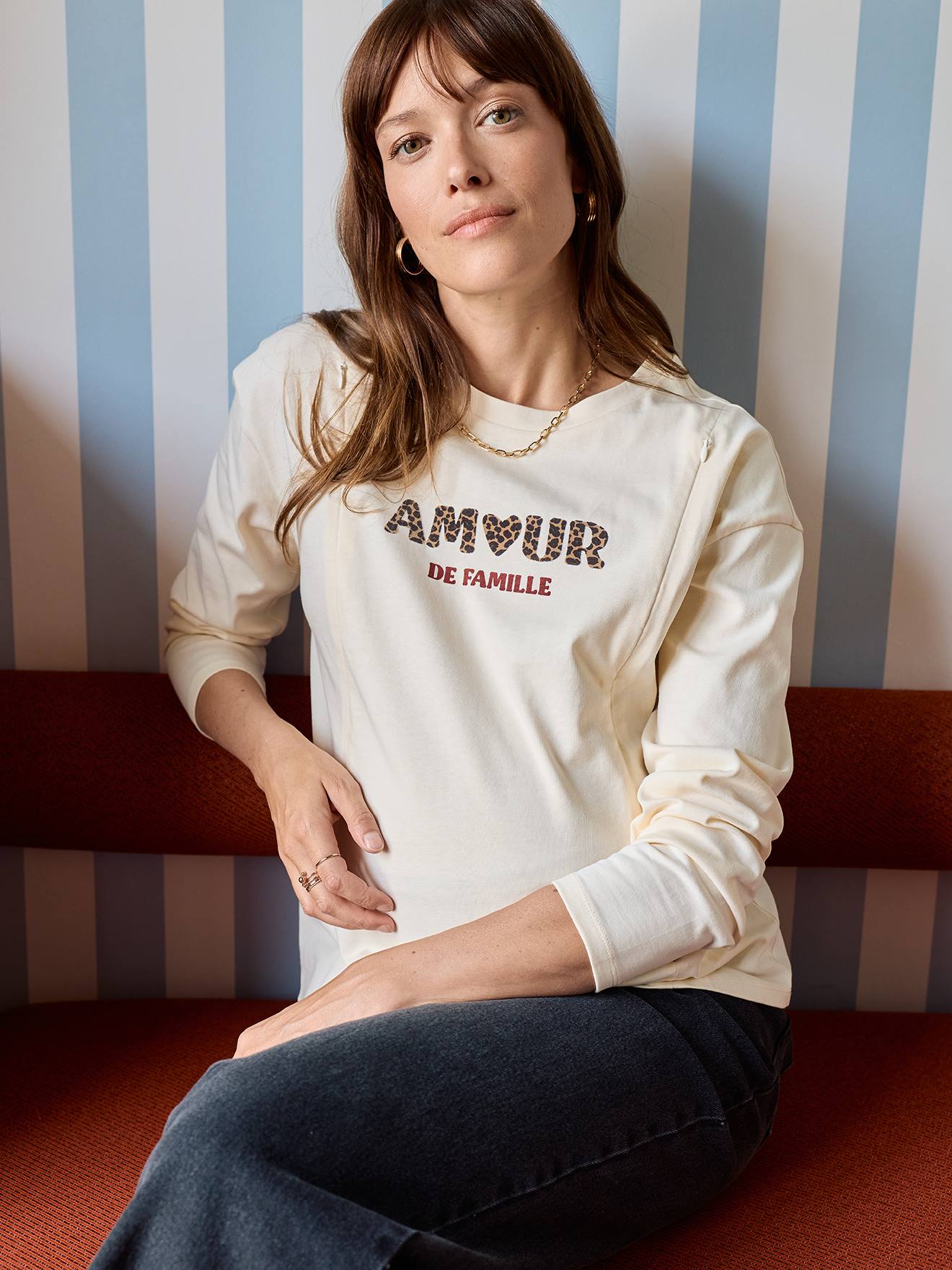 Umstandsshirt mit Leomotiv AMOUR DE FAMILLE und Stillöffnungen